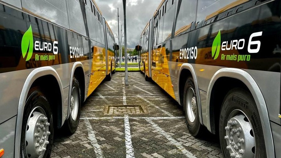 Os novos ônibus reduzem em até 80% a emissão de gases poluentes - Beth Santos/Prefeitura do Rio