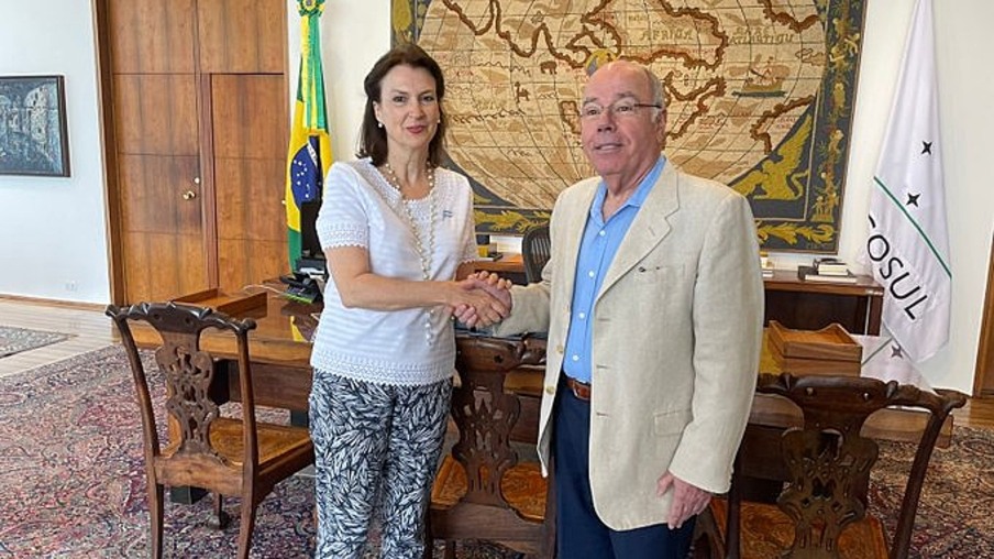 Chanceler designada pelo governo Javier Milei, Diana Mondino, esteve em Brasília para reunião de trabalho com o ministro Mauro Vieira - Divulgação/MRE