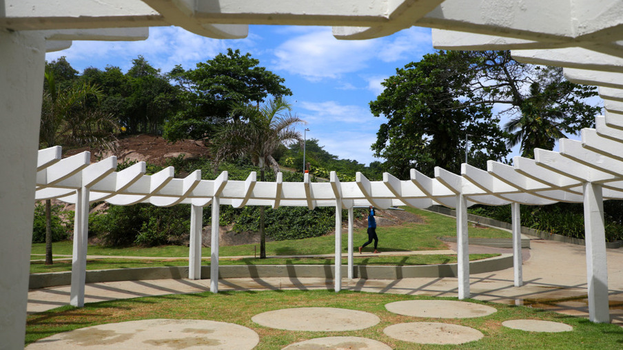 No Dia das Crianças, Prefeitura do Rio entrega reforma do Parque Garota de Ipanema, no Arpoador