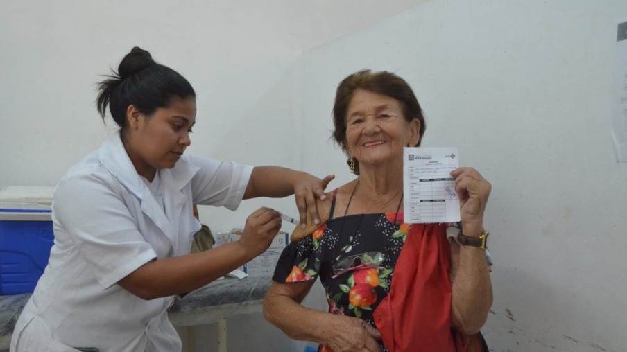 Pontos de vacinação em Nova Iguaçu não funcionarão nesta quinta (12) e sexta (13)