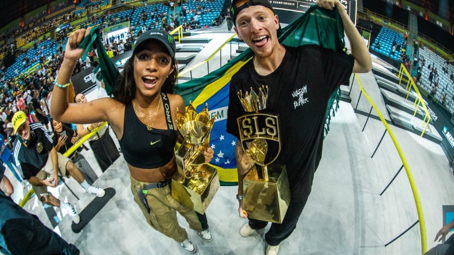 Rayssa Leal e Giovanni Vianna conquistaram o título mais importante do street skate mundial - Foto: SLS Brasil