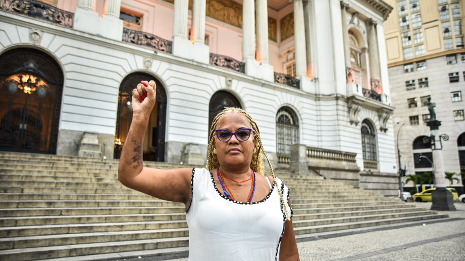 A vereadora Monica Cunha (PSOL-RJ) preside a Comissão Especial de Combate ao Racismo - Foto: CMRJ