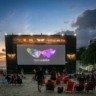 Cinema ao Ar Livre: Festival do Rio promove sessões gratuitas na Praia de Copacabana