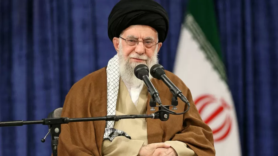 Aiatolá Ali Khamenei, líder religioso do Irã - Foto: reprodução