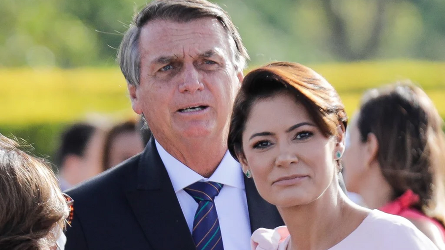 Jair Bolsonaro e sua esposa Michelle. Foto: reprodução