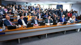 Reunião da Comissão de Constituição e Justiça (CCJ) no Senado Federal. Foto: Edilson Rodrigues/Agência Senado