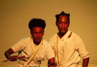 Espetáculo “Pretos Novos” entra em cartaz no Teatro Ruth de Souza, resgatando memórias do povo preto e fortalecendo o pertencimento racial