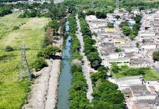 A Fundação Rio-Águas concluiu os serviços de limpeza e desassoreamento do Canal de São Fernando, em Santa Cruz - Divulgação