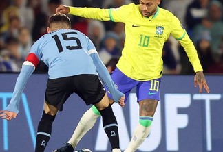 Neymar foi substituído por lesão ainda no primeiro tempo Créditos: Vitor Silva/CBF