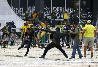 Manifestantes golpistas destroem prédios públicos no 8 de janeiro - Marcelo Camargo/Agência Brasil