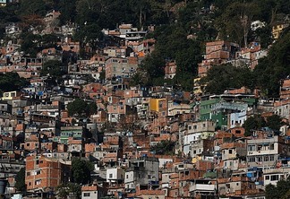 Do total de área urbana habitada na região metropolitana do Rio, 18,2% esteve sob o domínio de algum grupo armado em 2023 - Fernando Frazão/ Agência Brasil
