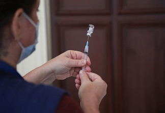 Município começa a aplicar a vacina bivalente contra a covid-19 - Arquivo/Prefeitura do Rio