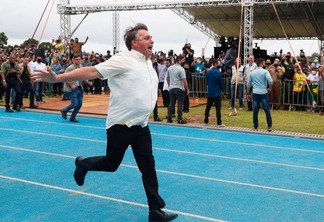 Bolsonaro tem corrido do Brasil devido às inúmeras denúncias que pesam contra ele - Créditos: Isac Nóbrega/PR