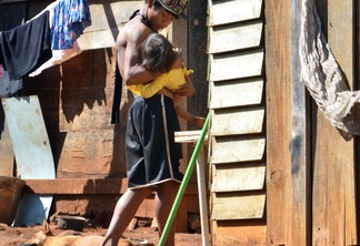 fiocruz:-62%-das-criancas-guarani-vivem-abaixo-da-linha-de-pobreza