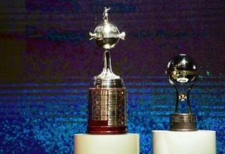 As Taças da Libertadores e da Sul-Americana (Crédito: Divulgação/Conmebol)