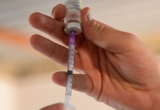 prefeitura-do-rio-aplica-quase-28,5-mil-doses-de-vacinas-em-escolas
