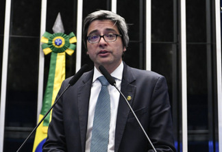 Portinho vê limitação de voos no Santos Dumont como derrota para Paes e oportunidade para candidatura