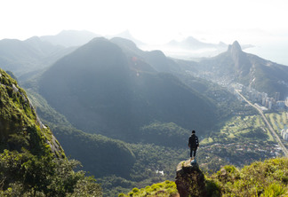 Passeios por cidades históricas, ecoturismo e cachoeiras na região serrana do Rio de Janeiro