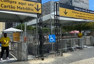 Esquema de funcionamento do MetrôRio para os desfiles dos megablocos de rua no Centro do Rio (27 e 28/01)