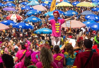 Carnaval RJ: Blocos de Rua Movimentam Segunda-feira com Diversidade de Atrações