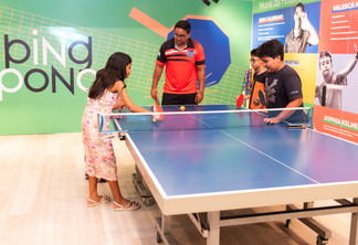 Recreio Shopping promove aulas experimentais gratuitas de tênis de mesa com a escola Rio Spin