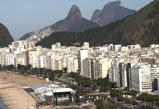Palco montado nas areias da Praia de Copacabana para o show de Madonna - Fabio Motta/Prefeitura do Rio