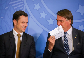 Anderson Torres e Bolsonaro aparecem em gravação de reunião golpista. Foto: reprodução