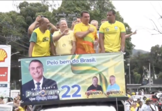 Flávio Bolsonaro e Chiquinho Brazão em carreata. Foto: Reprodução