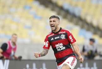 Arrascaeta marcou o segundo gol da vitória do Fla (Crédito: Úrsula Nery/Agência FERJ)