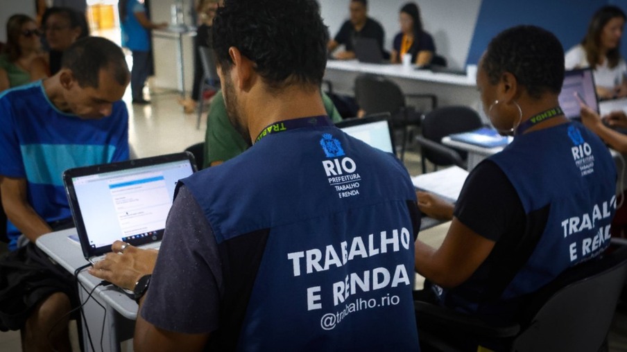 O Trabalha Rio oferece vagas em processos seletivos de empresas e matrículas em cursos - Roberto Moreyra/Prefeitura do Rio