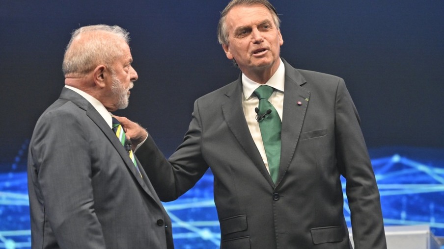 Lula e Bolsonaro em debate eleitoral na Band. Foto: Renato Pizzutto/Debate Band