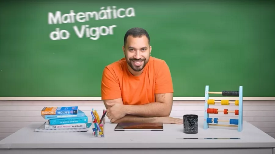 Voz potente da educação brasileira, Gil Do Vigor dá aulas gratuitas de matemática para estudantes que farão o Enem no próximo fim de semana, e dá dicas sobre a matéria