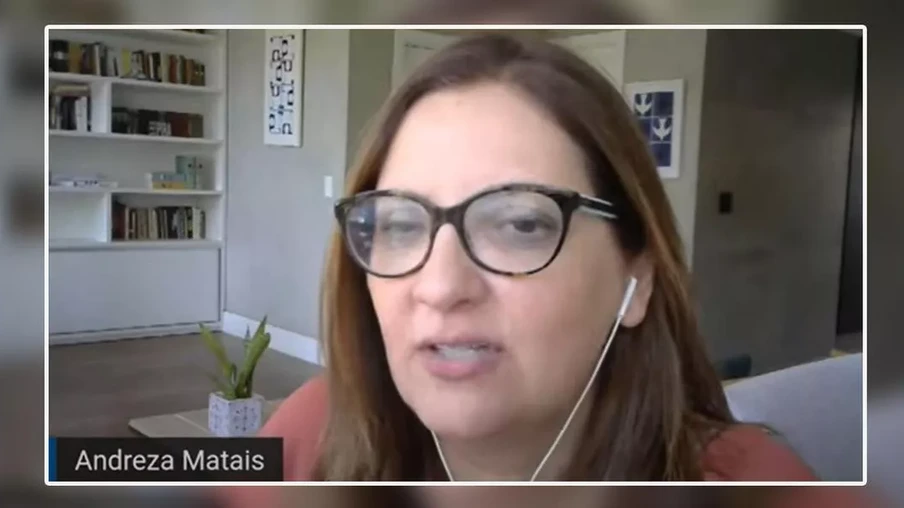 Jornalista Andreza Matais, editora no jornal O Estado de S.Paulo (Foto: Reprodução (Youtube))