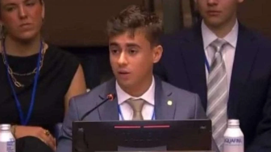 Participante de reunião de líderes jovens da ONU, o deputado Nikolas Ferreira (PL-MG) utiliza linguagem ofensiva e discursos alinhados ao bolsonarismo.