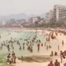 Praia do Arpoador neste sábado (18) — Foto: Reprodução/TV Globo