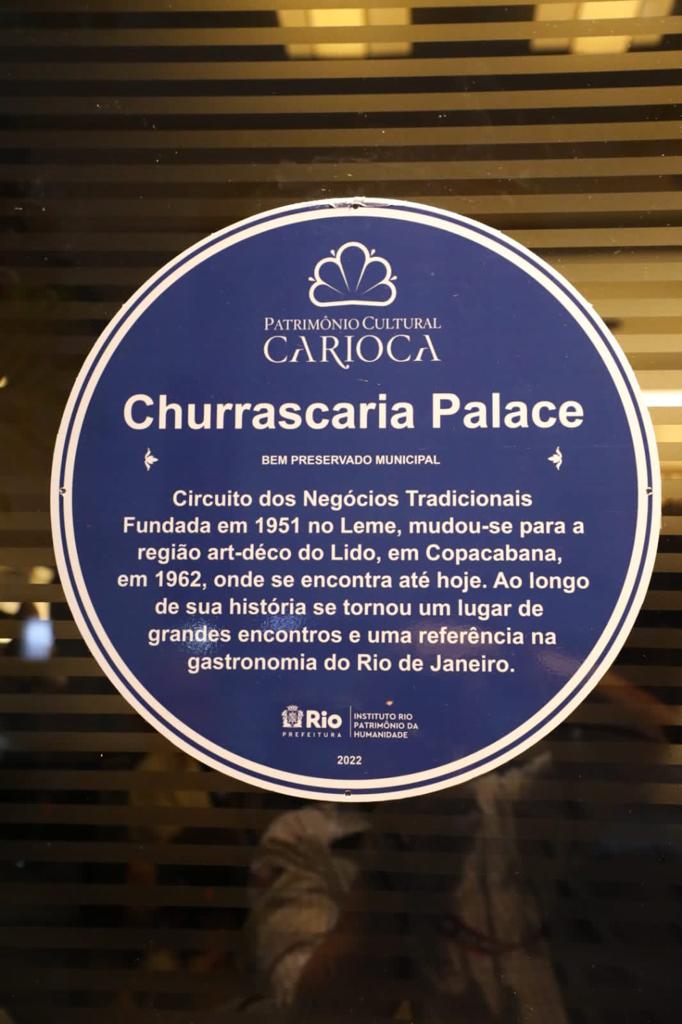A placa azul do Patrimônio Cultural Carioca – Fabio Motta / Prefeitura do Rio
