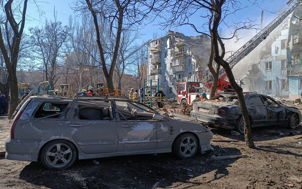 Ataque com mísseis a um prédio residencial em Zaporizhzhia, Ucrânia
