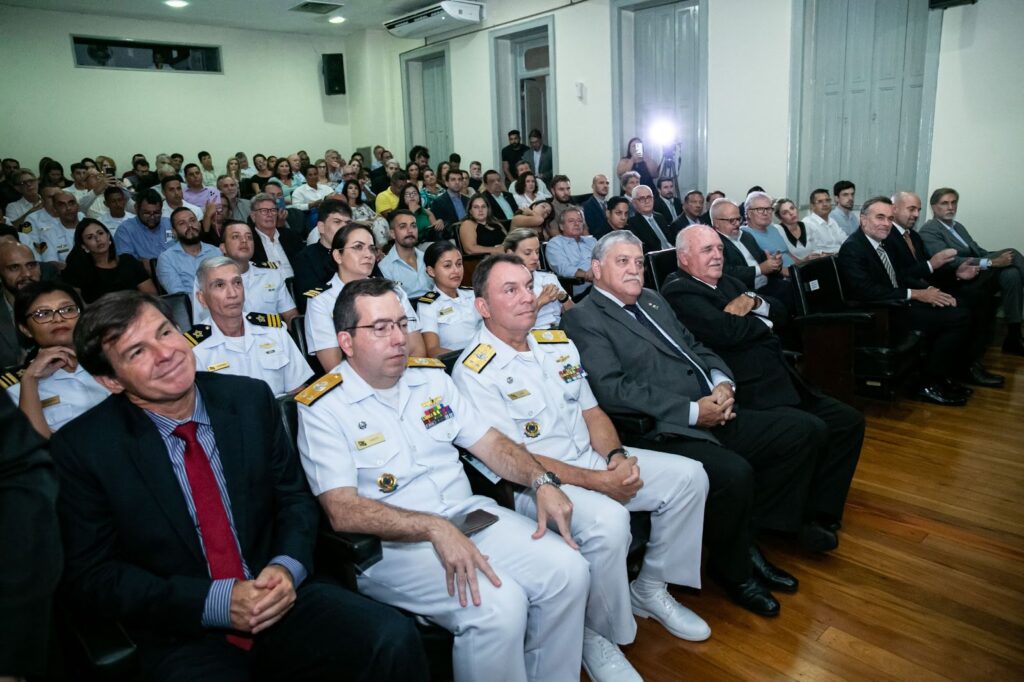 Evento no museu naval teve a presença de autoridades, militares e lideranças da sociedade civil - foto Danielle Leite
