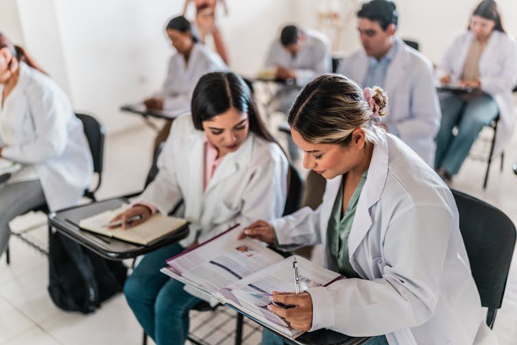 Quando os médicos não acreditam na dor de seus pacientes - especialistas explicam a experiência muito comum de ‘gaslighting’ médico | Diário Carioca Quando os médicos não acreditam na dor de seus pacientes - especialistas explicam a experiência muito comum de ‘gaslighting’ médico | Diário Carioca