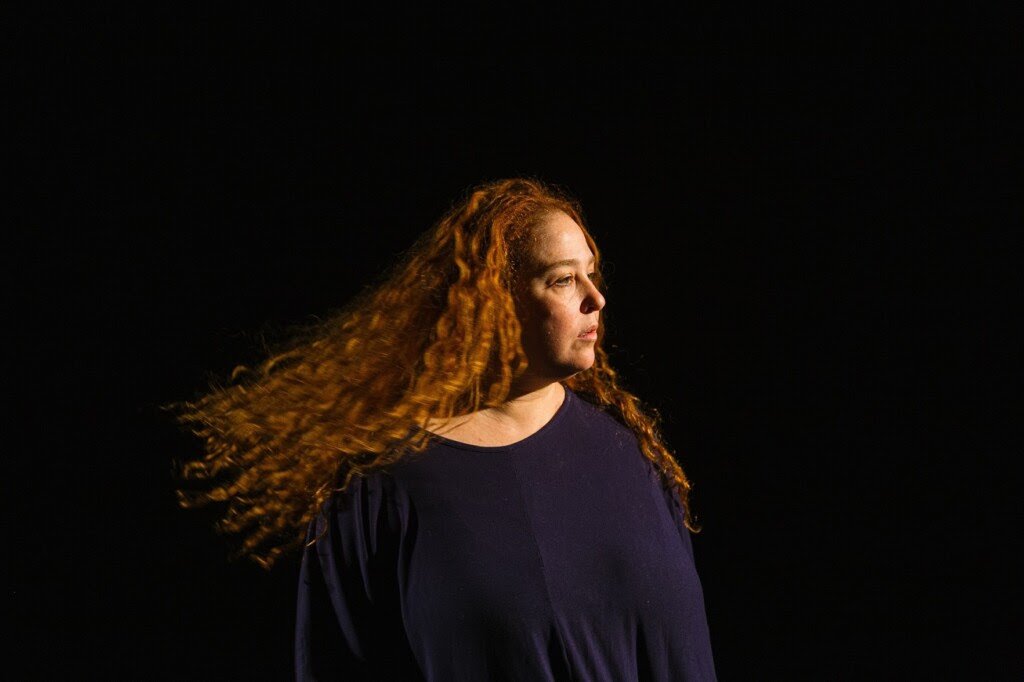 Débora Lamm apresenta “Mata Teu Pai” no Centro do Rio de Janeiro | Diário Carioca Débora Lamm apresenta “Mata Teu Pai” com entrada gratuita no Centro do Rio