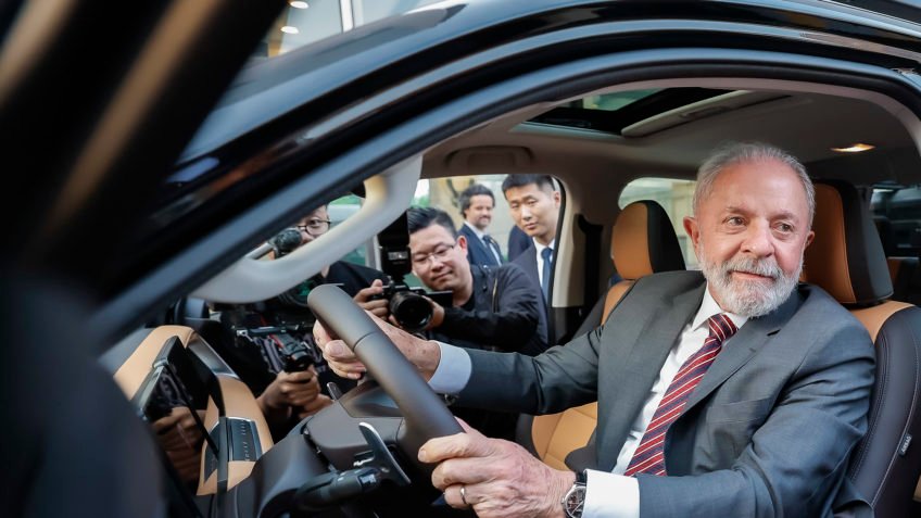 Governo Lula quer tornar autoescola facultativa para tirar CNH | Diário Carioca Lula - Foto: Ricardo Stuckert