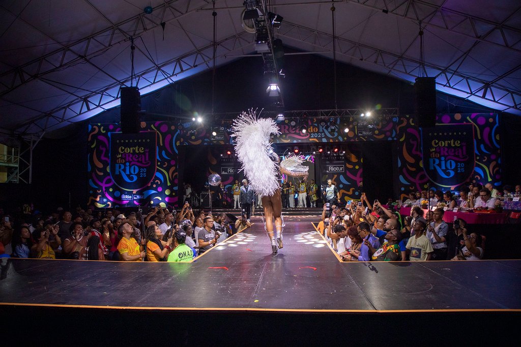 Prefeitura abre inscrições para o concurso que elege a Corte Real do Carnaval 2026 | Diário Carioca Prefeitura | Riotur abrem inscrições para o concurso da Corte Real Carnaval 2026