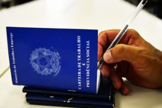 Desemprego no Brasil cai a 5,6% e atinge menor nível histórico | Diário Carioca © Marcello Casal jr/Agência Brasil