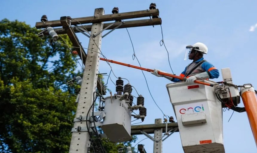 Enel Rio tem vagas para eletricistas em Niterói e São Gonçalo | Diário Carioca ENEL RIO TEM VAGAS ABERTAS PARA ELETRICISTAS EM NITERÓI E SÃO GONÇALO