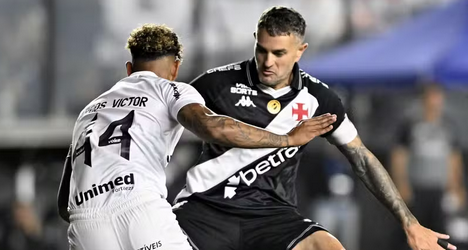 Vasco empata com o Ceará por 2 a 2 em São Januário. Time sofreu gol nos acréscimos e segue ameaçado pelo rebaixamento.