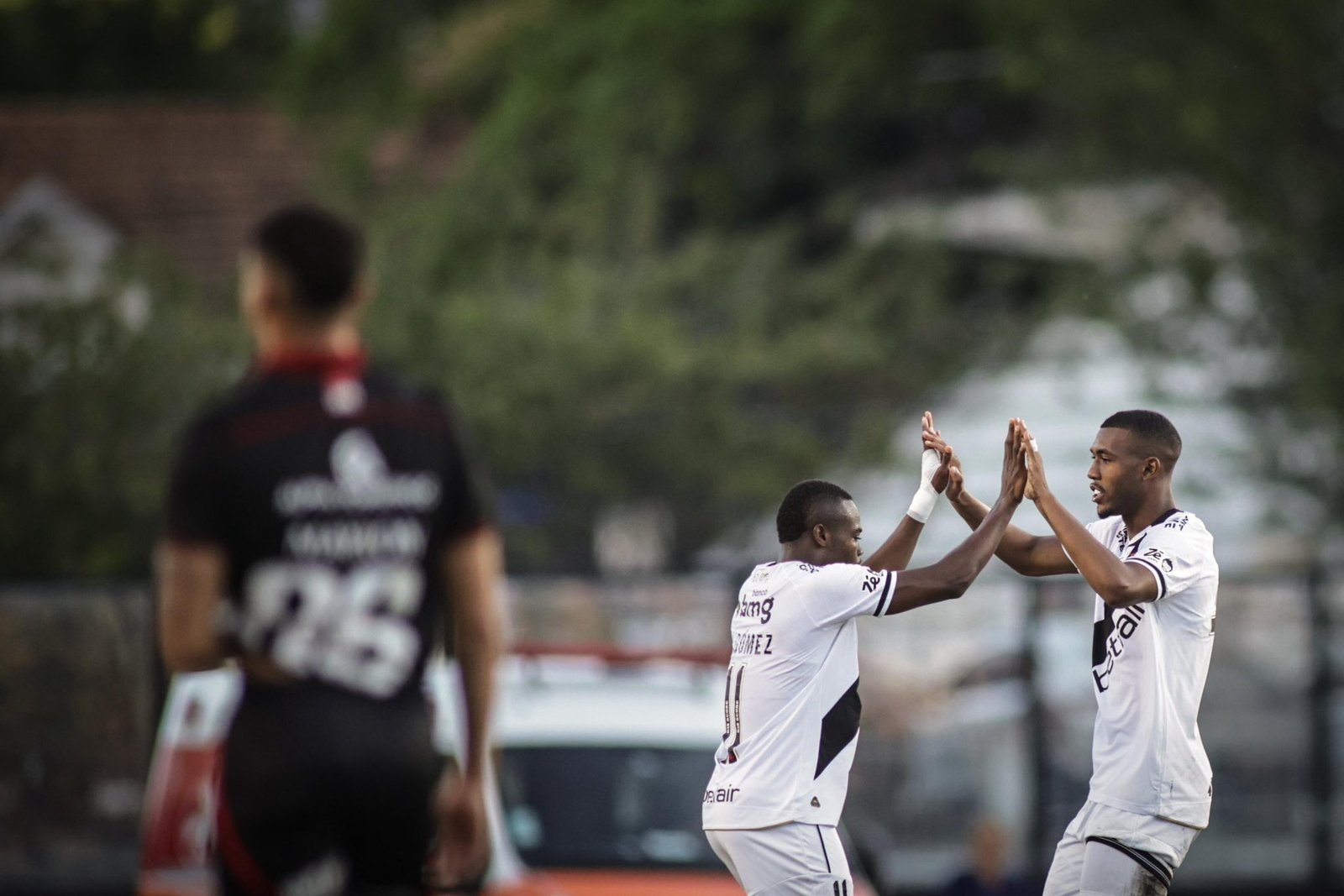 Vasco vence o Vitória por 4 a 3 em jogo eletrizante | Diário Carioca Foto: Dikran Sahagian/Vasco