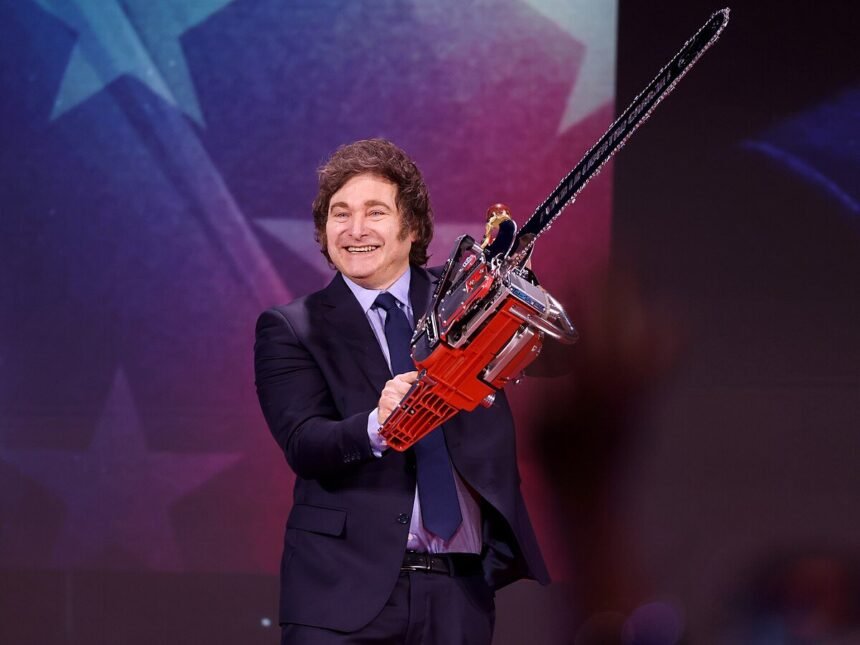 Argentina ativa alerta máximo na fronteira com Brasil após chacina no Rio de Janeiro | Diário Carioca Javier Milei - Foto: Wikimedia Commons