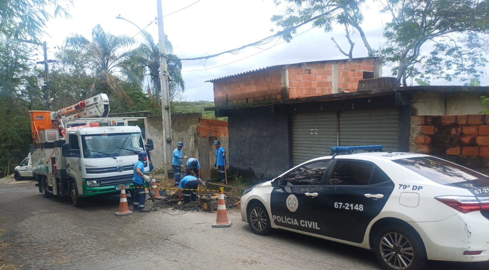 Polícia flagra pontos clandestinos de abastecimento de água no Sapê, em Niterói | Diário Carioca Polícia flagra pontos clandestinos de abastecimento de água no Sapê, em Niterói