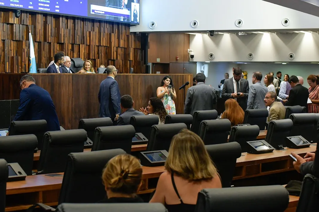 Alerj aprova uso de royalties do Rioprevidência para pagamento da dívida com a União | Diário Carioca Alerj