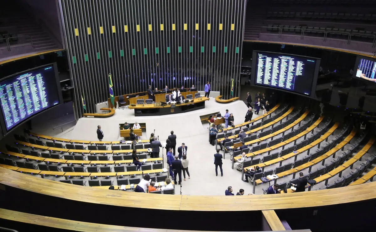 Bancada cristã quer barrar resolução do Conanda sobre aborto legal | Diário Carioca Foto: Kayo Magalhães/Câmara dos Deputados